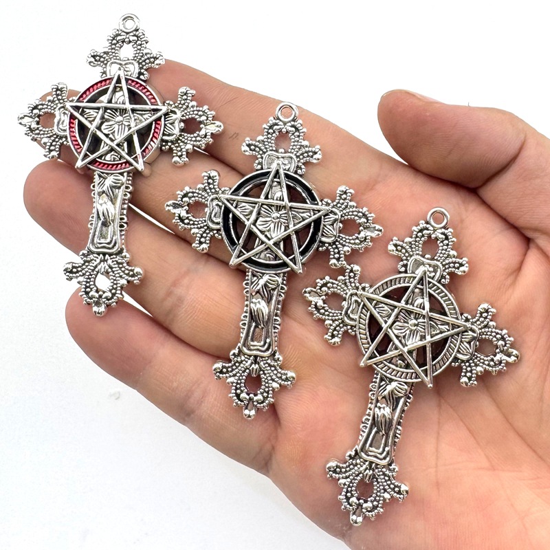 Vintage Fashion Nova - 2 Stück 30x15mm gotische große Kreuz-Stern-Anhänger