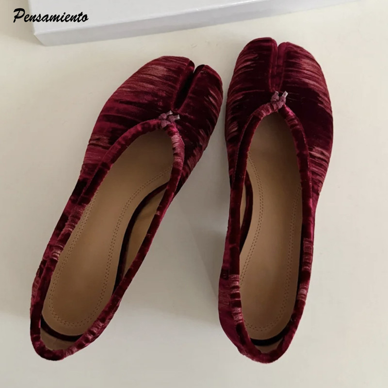 Modische Plissierte Designer-F – Vintage Fashion Designer Bewertung und Preis