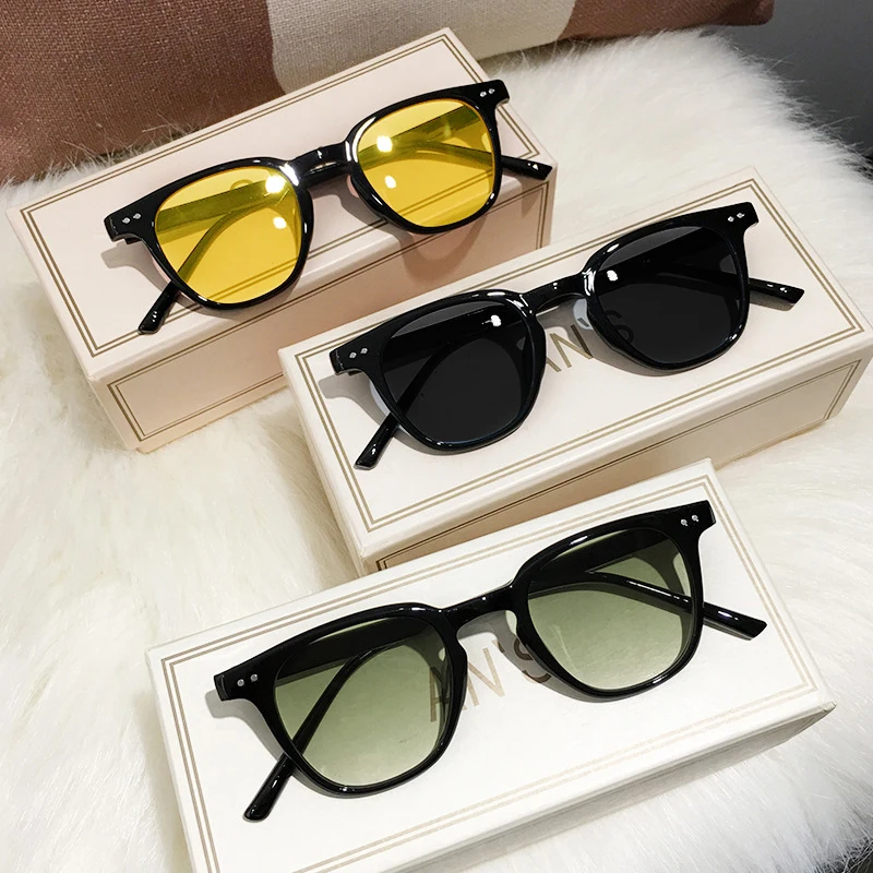 Vintage Quadratische Sonnenbri – Vintage Fashion Female Bewertung und Preis